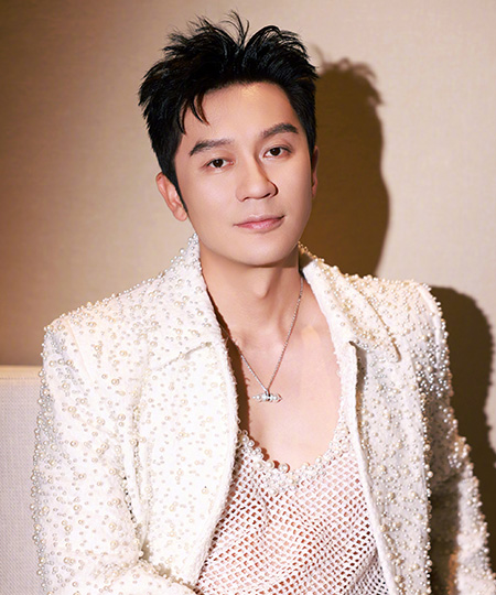 李晨